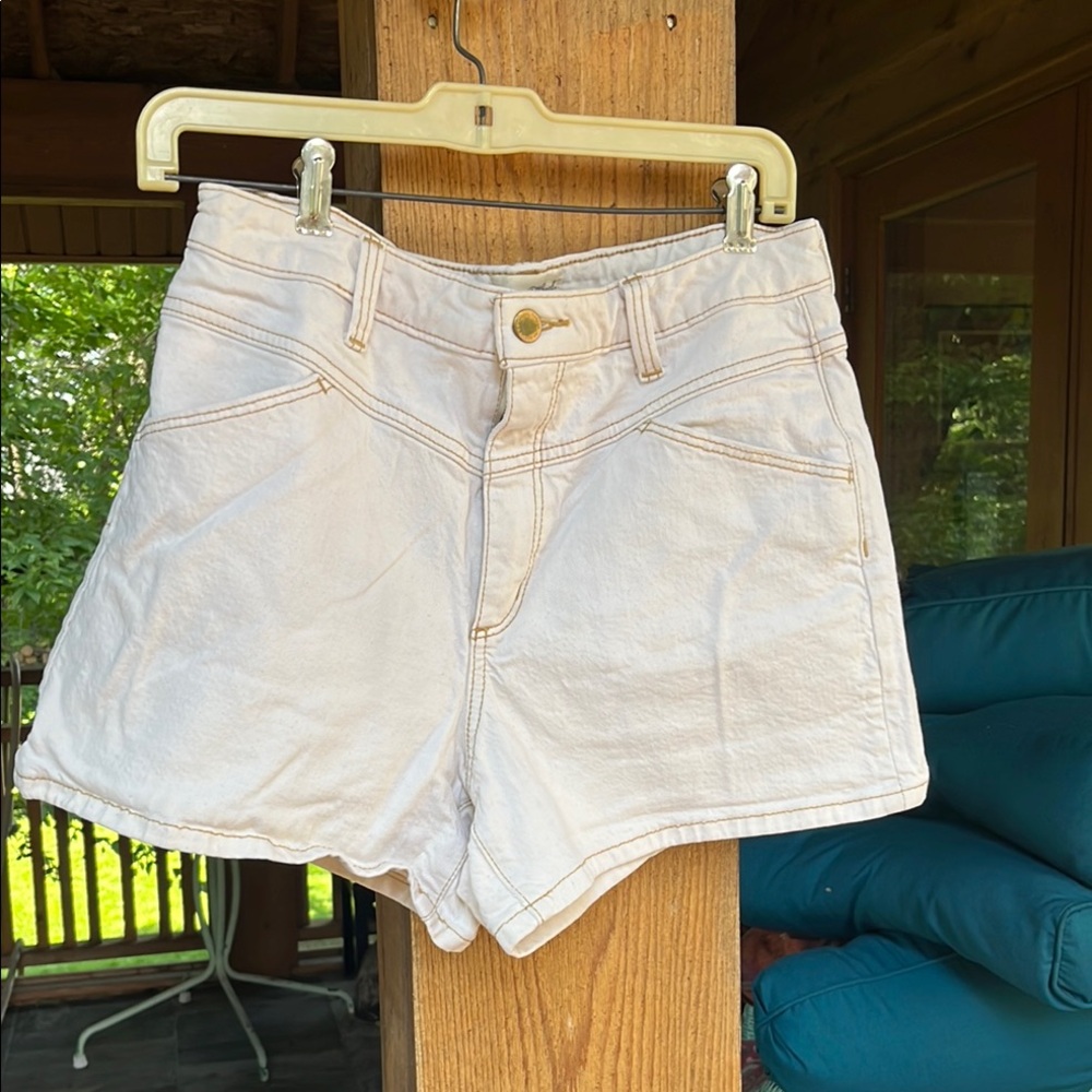 Universal Thread Cream High Waist Shorts